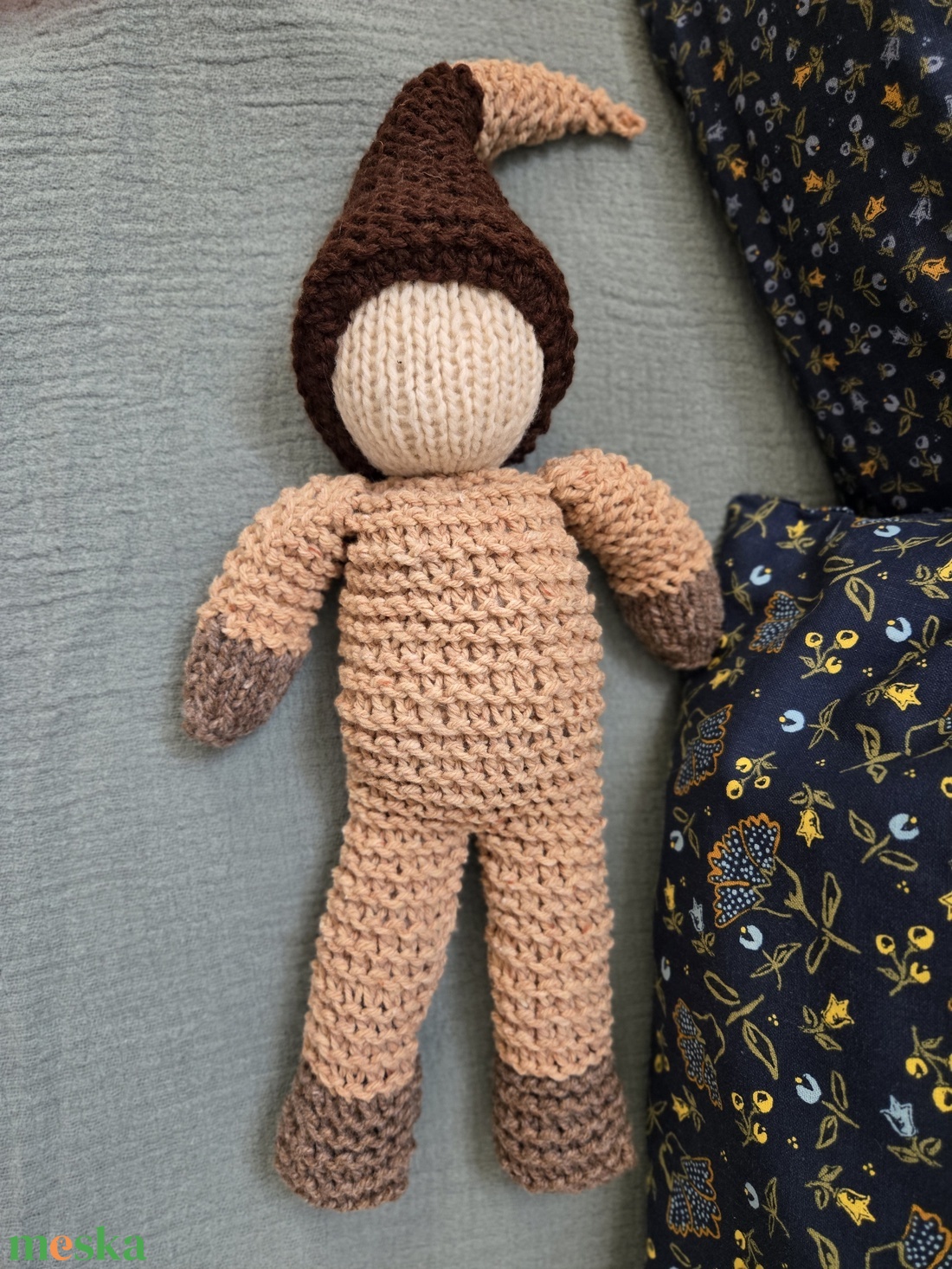 Kötött gyapjú manó barna - játék & sport - plüssállat & játékfigura - manó - Meska.hu Kötött gyapjú manó barna - játék & sport - plüssállat & játékfigura - manó - Meska.hu