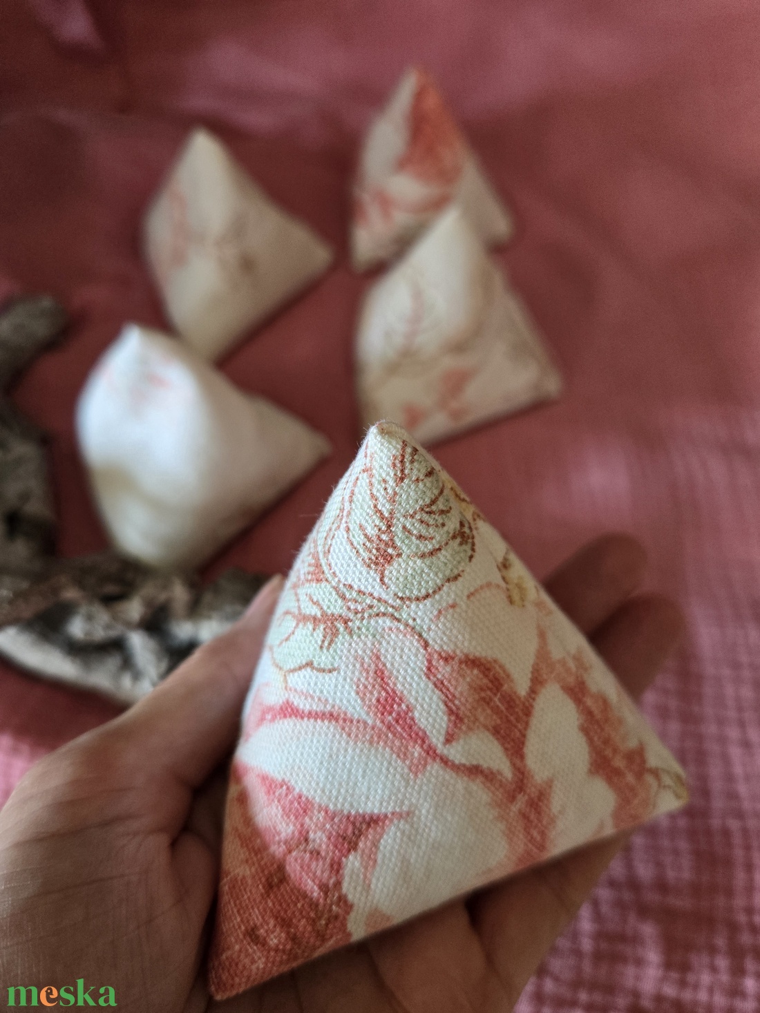 Babzsák virágos - játék & sport - készségfejlesztő és logikai játék - toronyépítő- és egyensúlyozó játékok - Meska.hu Babzsák virágos - játék & sport - készségfejlesztő és logikai játék - toronyépítő- és egyensúlyozó játékok - Meska.hu