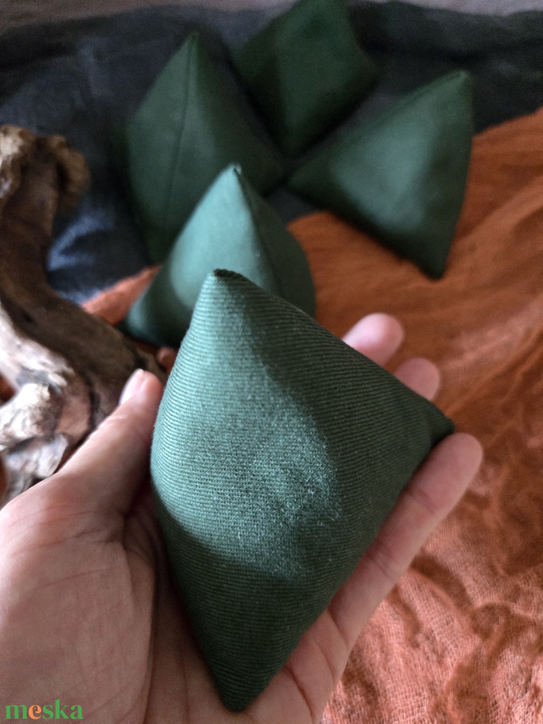 Babzsák mély zöld - játék & sport - készségfejlesztő és logikai játék - toronyépítő- és egyensúlyozó játékok - Meska.hu Babzsák mély zöld - játék & sport - készségfejlesztő és logikai játék - toronyépítő- és egyensúlyozó játékok - Meska.hu