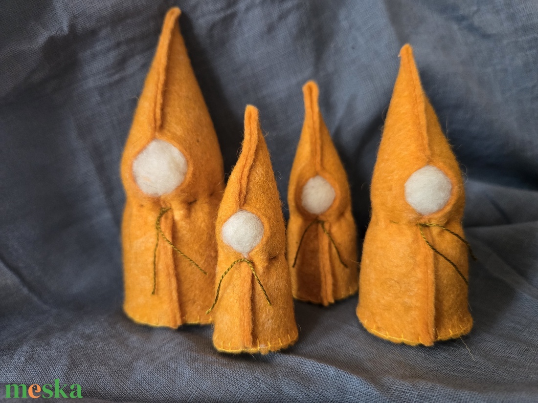 Manó család  sárga - játék & sport - plüssállat & játékfigura - manó - Meska.hu