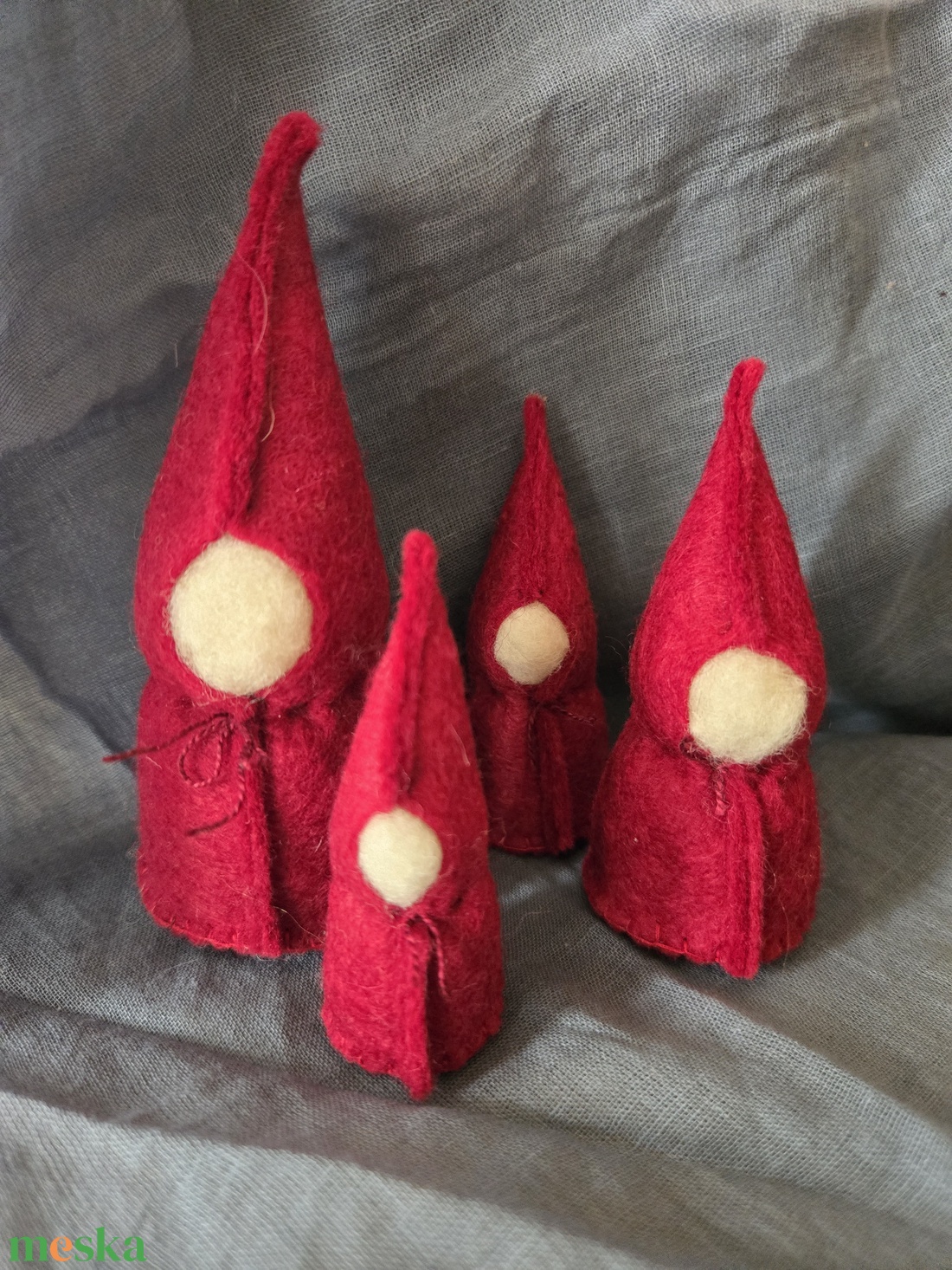 Manó család  piros - játék & sport - plüssállat & játékfigura - manó - Meska.hu