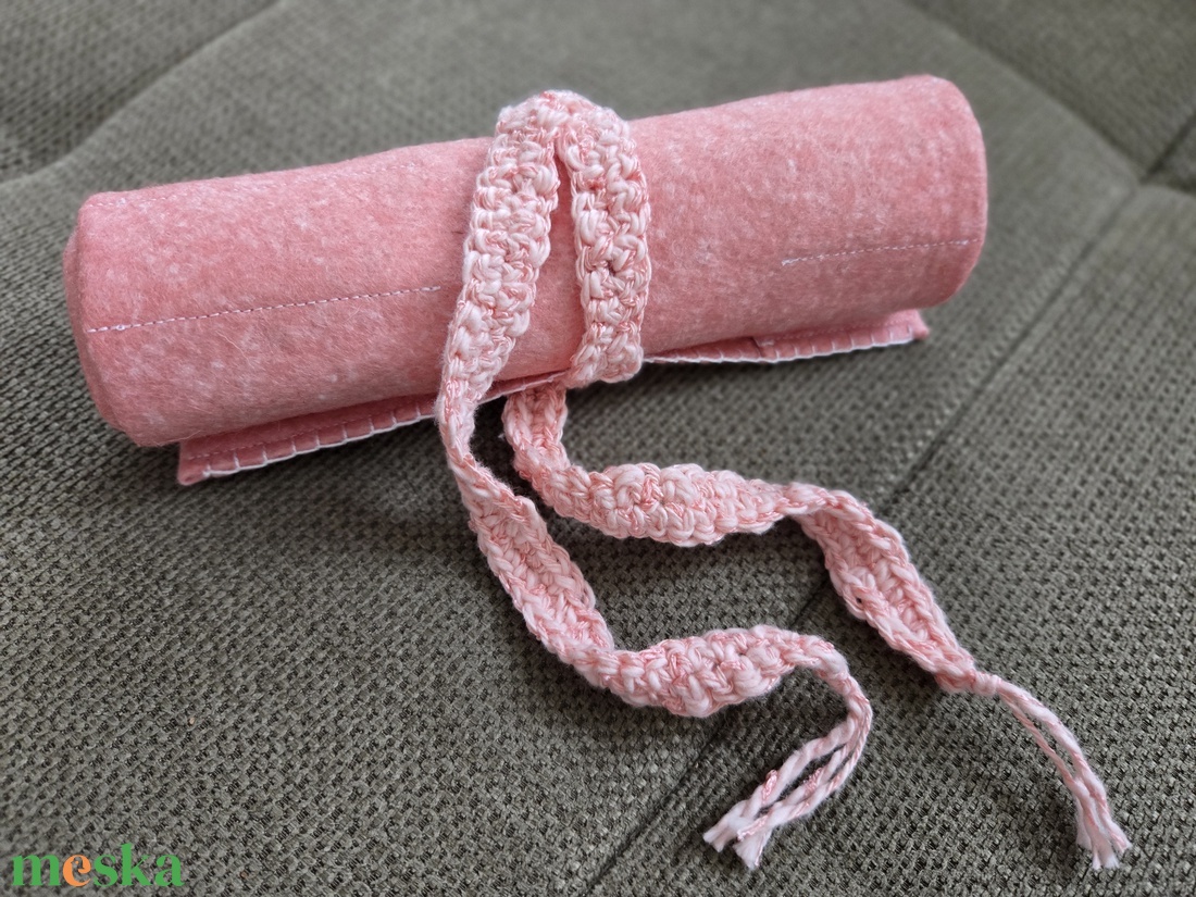 Krétatartó rózsaszín - táska & tok - variálható táska - Meska.hu