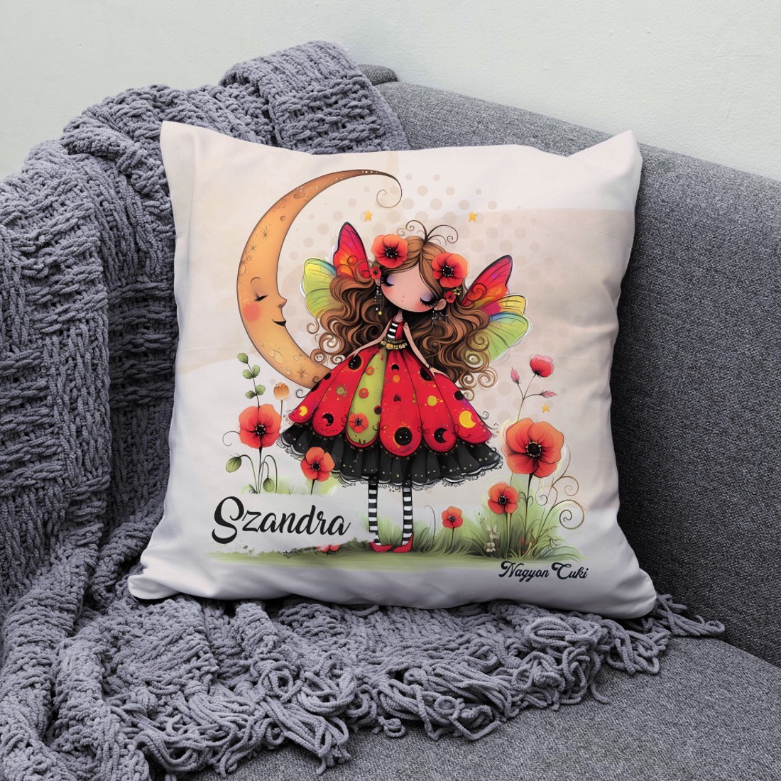 Névvel kérhető - Cuki pipacs tündérlány és a hold mintás párna - otthon & életmód - lakástextil - párna & párnahuzat - díszpárna (belsővel együtt) - Meska.hu