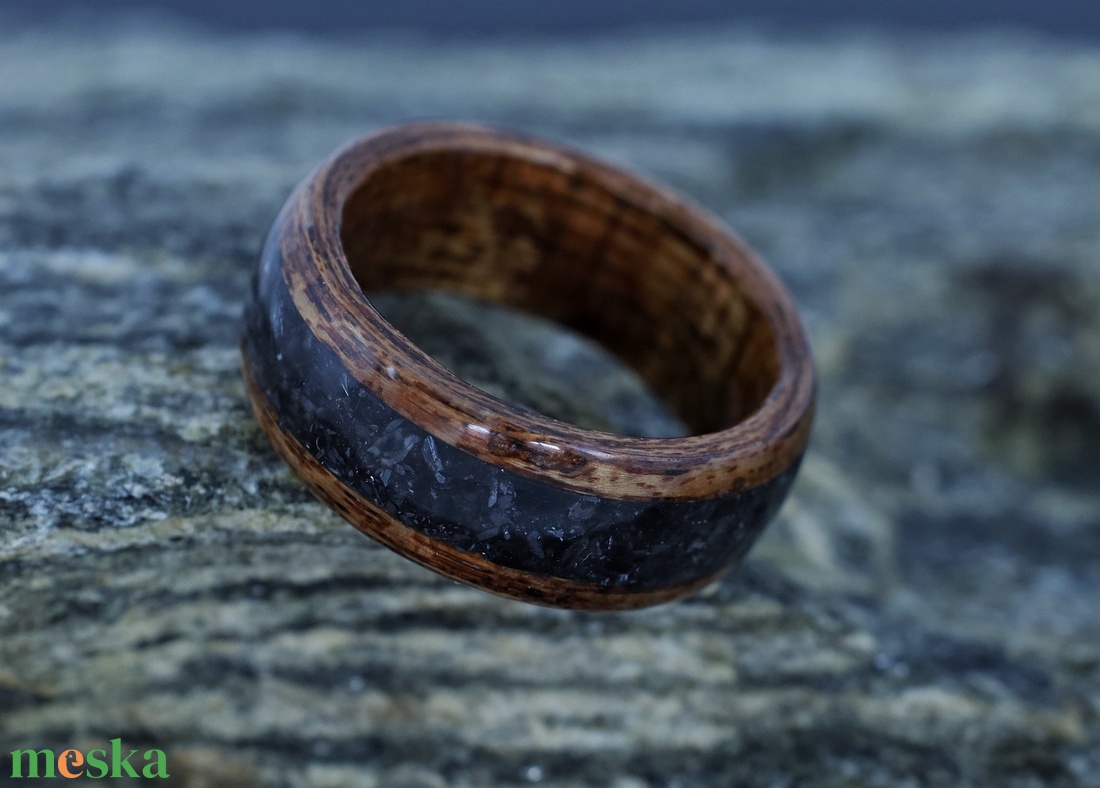 Khaya Mahagóni Gyűrű Antimonittal. Vízálló, Strapabíró, Egyedi Megrendelésre! Bentwood Technikával! - ékszer - gyűrű - kerek gyűrű - Meska.hu Khaya Mahagóni Gyűrű Antimonittal. Vízálló, Strapabíró, Egyedi Megrendelésre! Bentwood Technikával! - ékszer - gyűrű - kerek gyűrű - Meska.hu