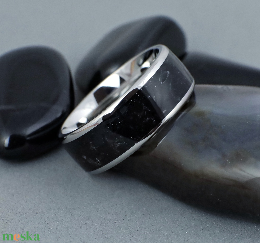 Nemesacél Gyűrű Obszidián Ásvánnyal. Vízálló, Karcálló, Anti-Allergén, Egyedi Megrendelésre! - ékszer - gyűrű - kerek gyűrű - Meska.hu Nemesacél Gyűrű Obszidián Ásvánnyal. Vízálló, Karcálló, Anti-Allergén, Egyedi Megrendelésre! - ékszer - gyűrű - kerek gyűrű - Meska.hu