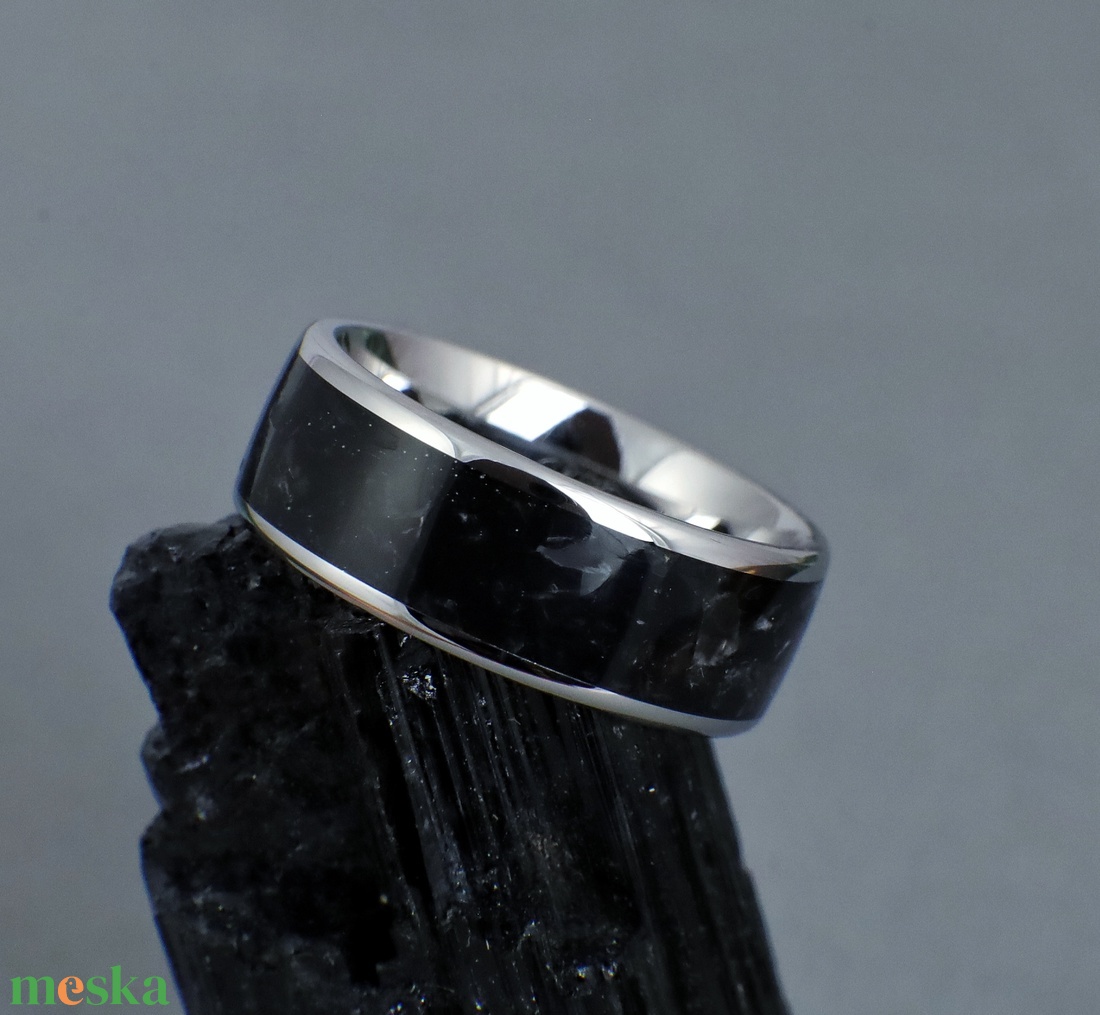 Nemesacél Gyűrű Obszidián Ásvánnyal. Vízálló, Karcálló, Anti-Allergén, Egyedi Megrendelésre! - ékszer - gyűrű - kerek gyűrű - Meska.hu Nemesacél Gyűrű Obszidián Ásvánnyal. Vízálló, Karcálló, Anti-Allergén, Egyedi Megrendelésre! - ékszer - gyűrű - kerek gyűrű - Meska.hu