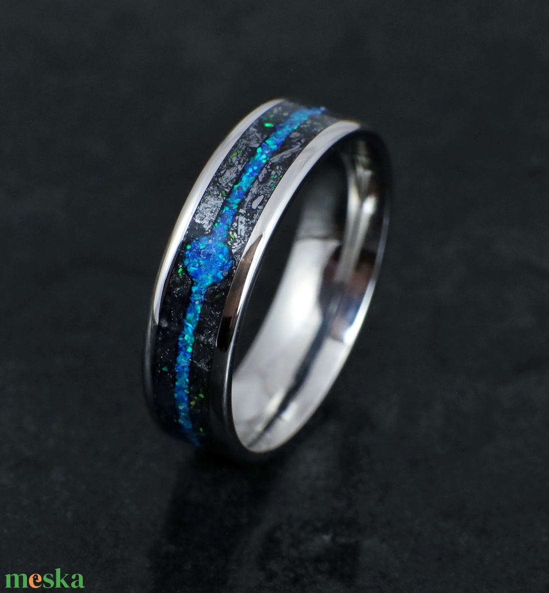 Nemesacél Gyűrű Antimonit Ásvánnyal, Kék Opállal. Vízálló, Karcálló, Anti-Allergén - ékszer - gyűrű - kerek gyűrű - Meska.hu