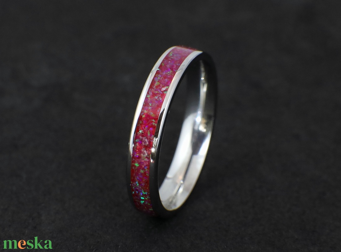 Nemesacél Gyűrű Opállal. Vízálló, Karcálló, Anti-Allergén, Egyedi Megrendelésre! - esküvő - ékszer - karikagyűrű - Meska.hu