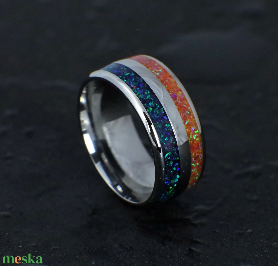 Nemesacél Gyűrű Különféle Opálokkal. Vízálló, Karcálló, Anti-Allergén, Egyedi Megrendelésre! - ékszer - gyűrű - kerek gyűrű - Meska.hu