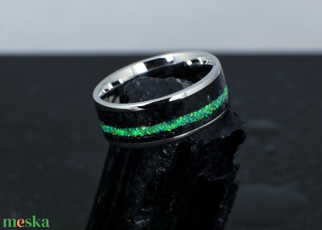 Nemesacél Gyűrű Obszidián Ásvánnyal És Zöld Opállal. Vízálló, Karcálló, Anti-Allergén, Egyedi Megrendelésre! - ékszer - gyűrű - kerek gyűrű - Meska.hu