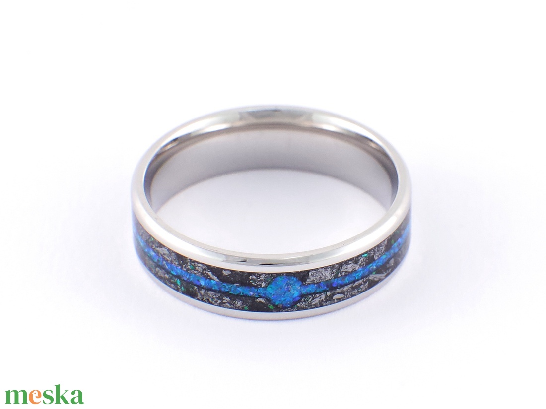 Nemesacél Gyűrű Antimonit Ásvánnyal, Kék Opállal. Vízálló, Karcálló, Anti-Allergén - ékszer - gyűrű - kerek gyűrű - Meska.hu