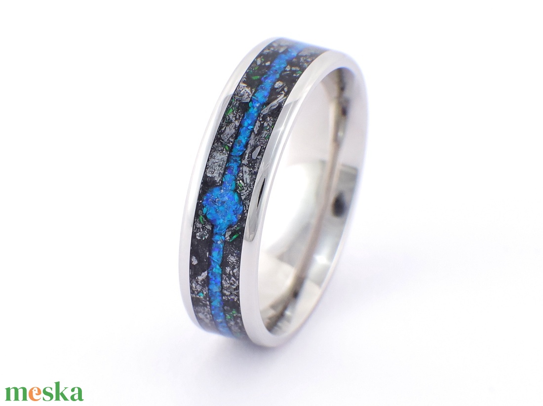 Nemesacél Gyűrű Antimonit Ásvánnyal, Kék Opállal. Vízálló, Karcálló, Anti-Allergén - ékszer - gyűrű - kerek gyűrű - Meska.hu