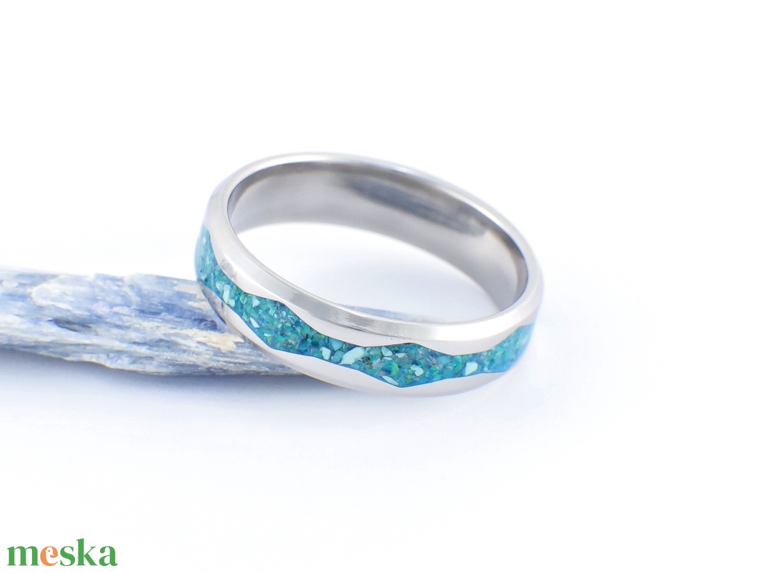 Nemesacél Gyűrű Türkiz, Kianit Ásványokkal És Sötétzöld Opállal. Vízálló, Karcálló, Anti-Allergén, Egyedi Megrendelésre! - ékszer - gyűrű - kerek gyűrű - Meska.hu