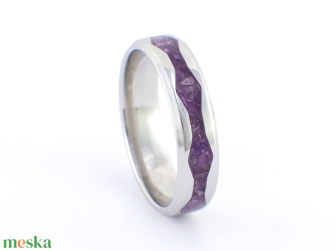 Nemesacél Gyűrű Ametiszt Ásvánnyal. Vízálló, Karcálló, Anti-Allergén, Egyedi Megrendelésre! - ékszer - gyűrű - kerek gyűrű - Meska.hu