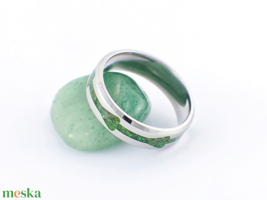 Nemesacél Gyűrű Peridottal, Klorittal, Zöld Opállal. Vízálló, Karcálló, Anti-Allergén, Egyedi Megrendelésre! - ékszer - gyűrű - kerek gyűrű - Meska.hu