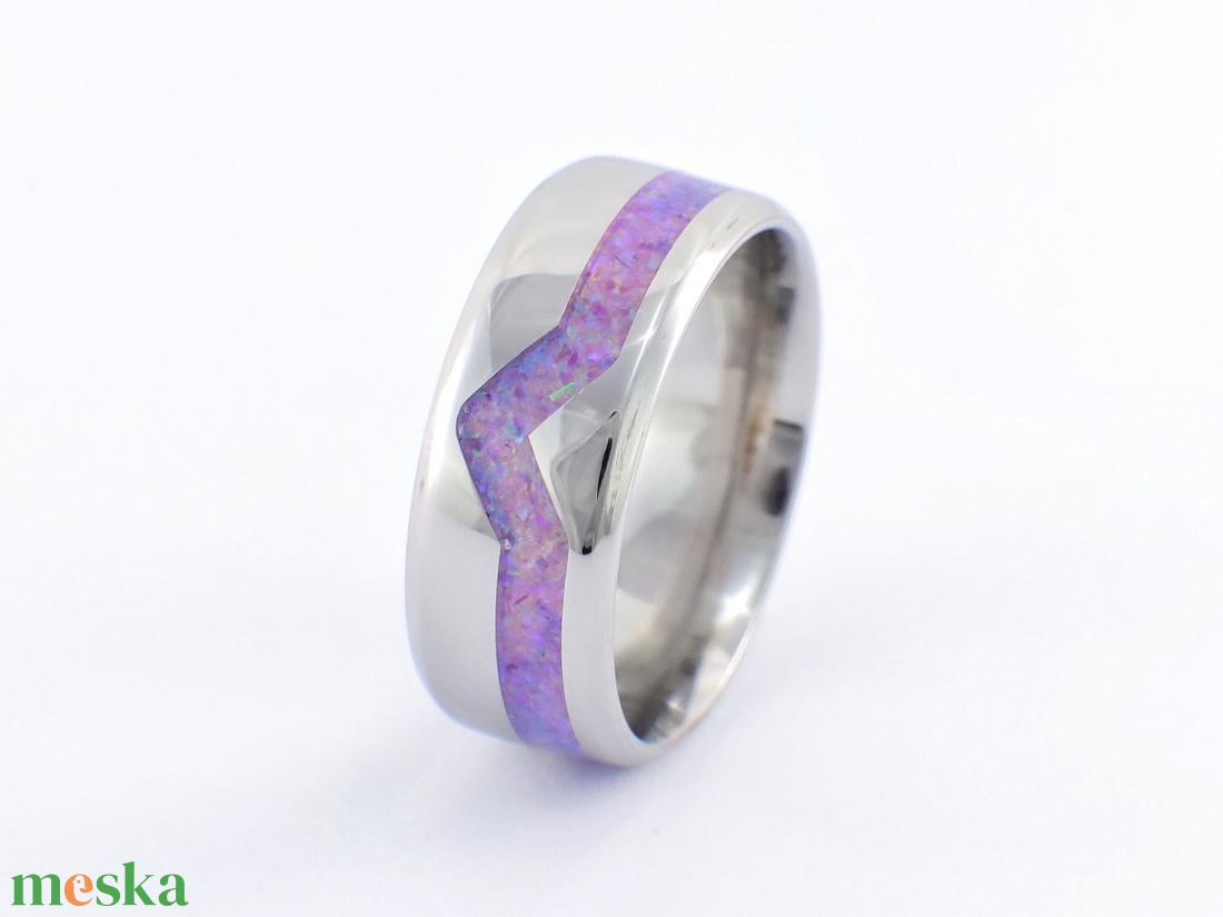 Nemesacél Gyűrű Lila Opállal. Vízálló, Karcálló, Anti-Allergén, Egyedi Megrendelésre! - ékszer - gyűrű - kerek gyűrű - Meska.hu