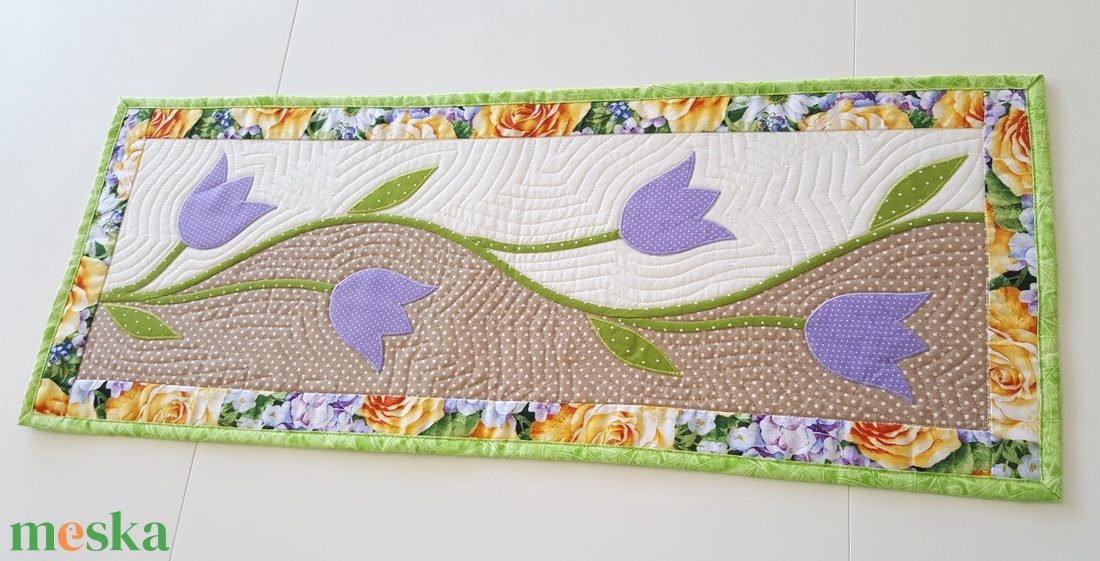 Tavaszi asztali futó friss tavaszi szinekben - otthon & életmód - konyhafelszerelés, tálalás - konyhai dekoráció - Meska.hu