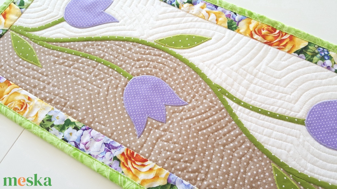 Tavaszi asztali futó friss tavaszi szinekben - otthon & életmód - konyhafelszerelés, tálalás - konyhai dekoráció - Meska.hu