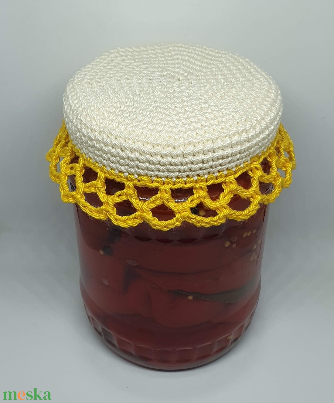 Befőttesüveg tetőre horgolt sapka  - otthon & életmód - konyhafelszerelés, tálalás - konyhai dekoráció - konyhai dísz - Meska.hu