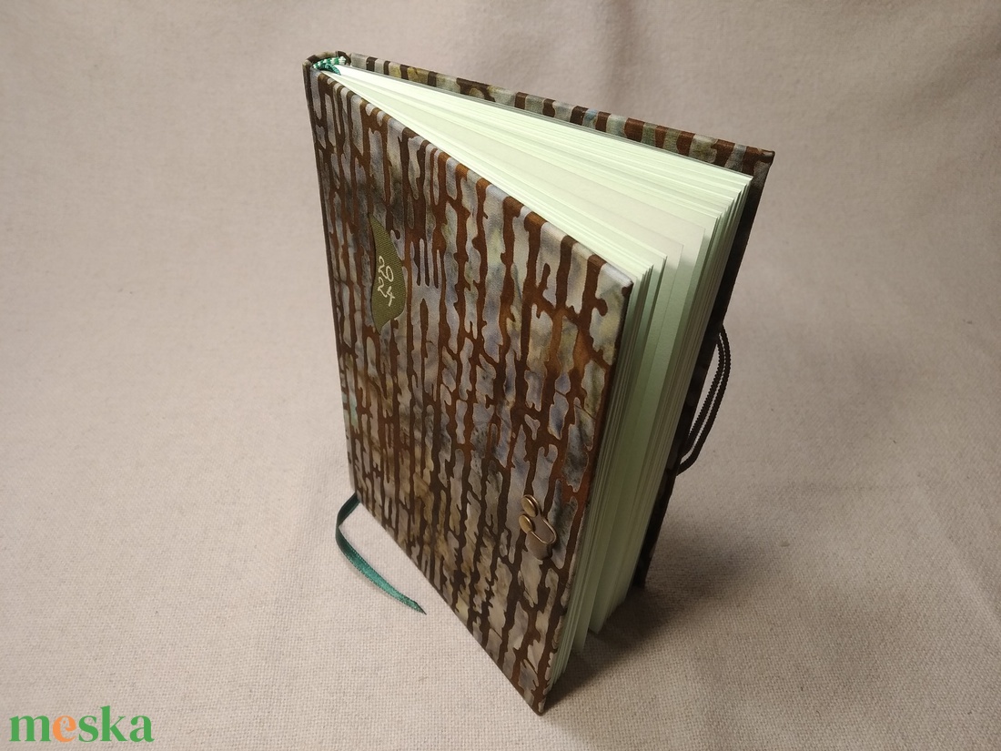 A/5 határidőnapló, fakéreg mintás, kampós - otthon & életmód - papír, írószer - jegyzetfüzet & napló - Meska.hu