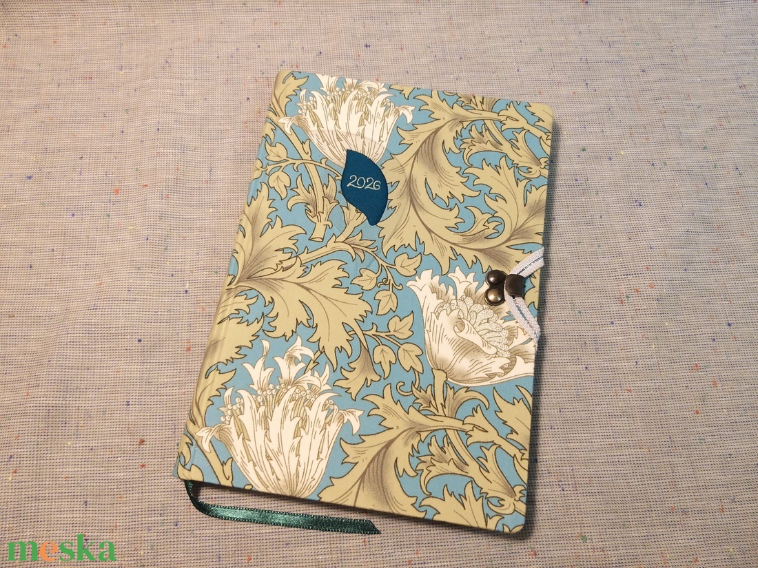 A/5 2026 Határidőnapló kampós, klasszikus - otthon & életmód - papír, írószer - naptár & tervező - Meska.hu