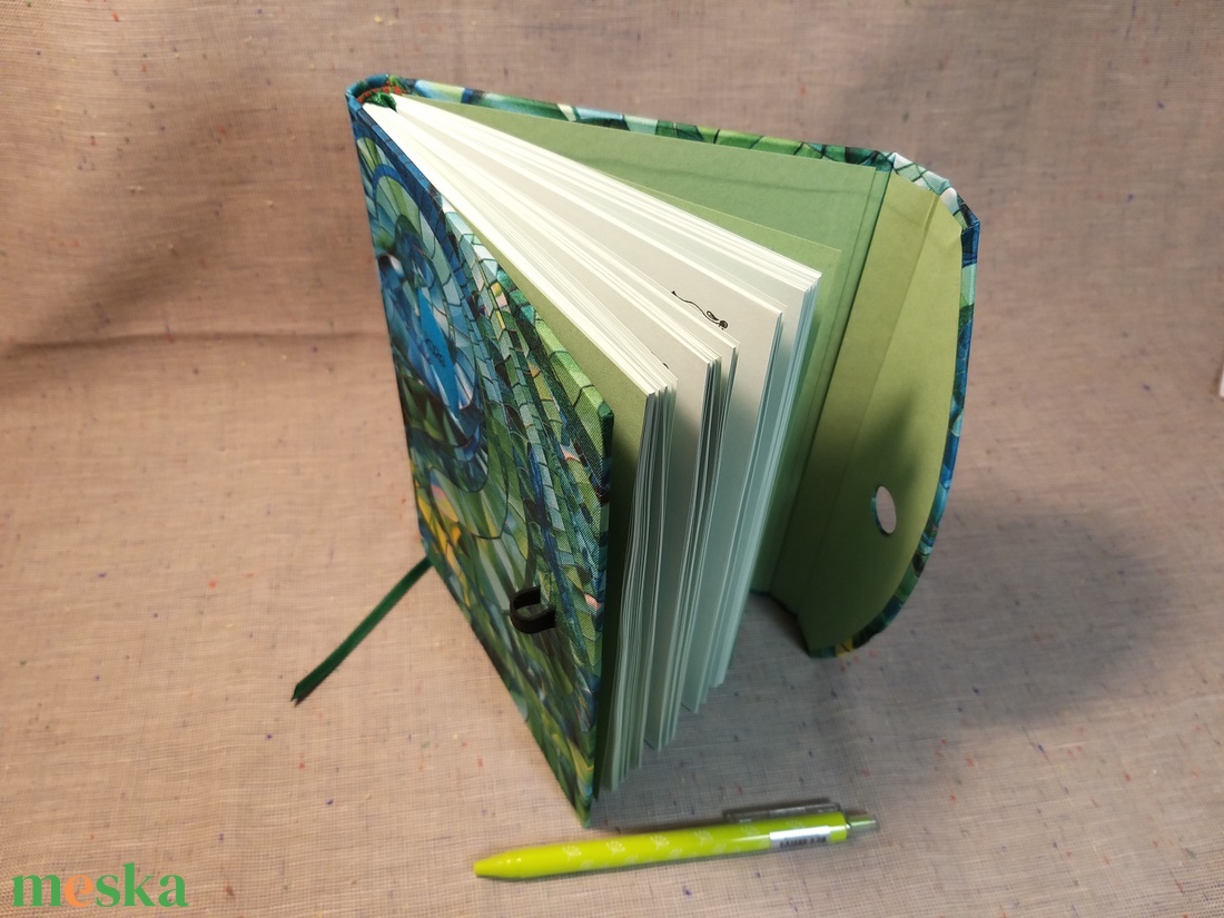 A/5 2026 Határidőnapló tollas, zöld-lék - otthon & életmód - papír, írószer - naptár & tervező - Meska.hu