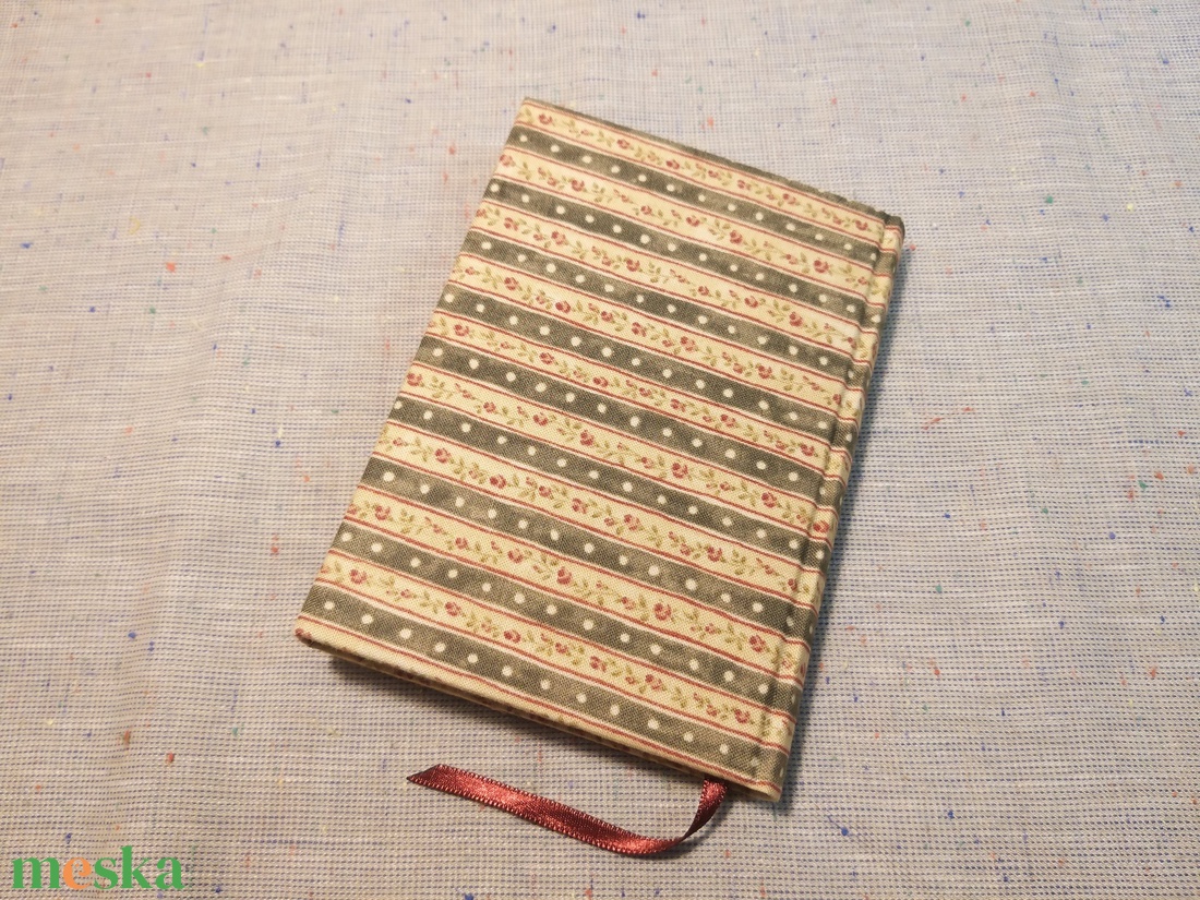 A/6 Zöld, rózsás-pöttyös, vonalas, tollas notesz  - otthon & életmód - papír, írószer - jegyzetfüzet & napló - Meska.hu