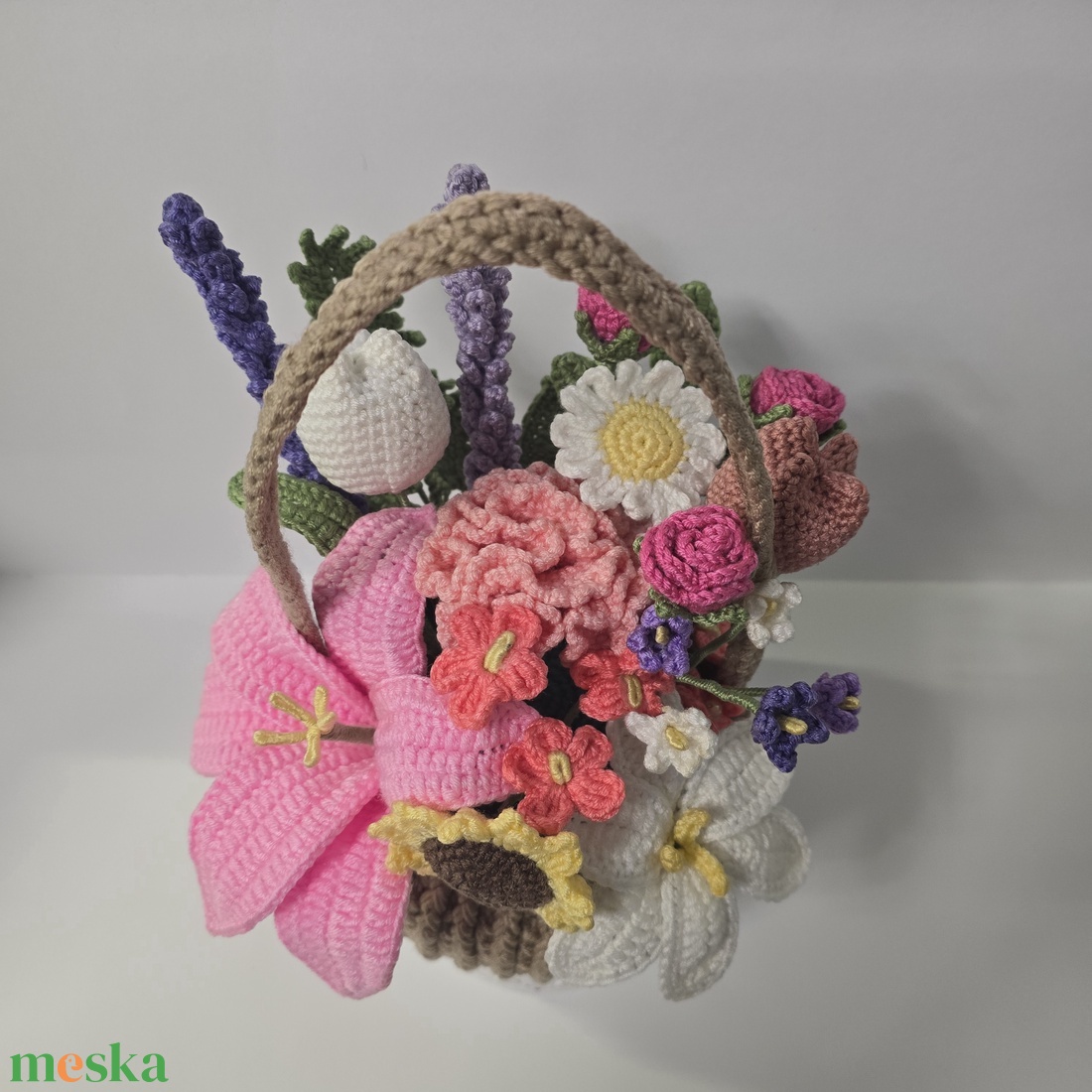 Horgolt tavaszi virágkosár - otthon & életmód - virágdekoráció - virágdíszek - asztali virágdísz - Meska.hu