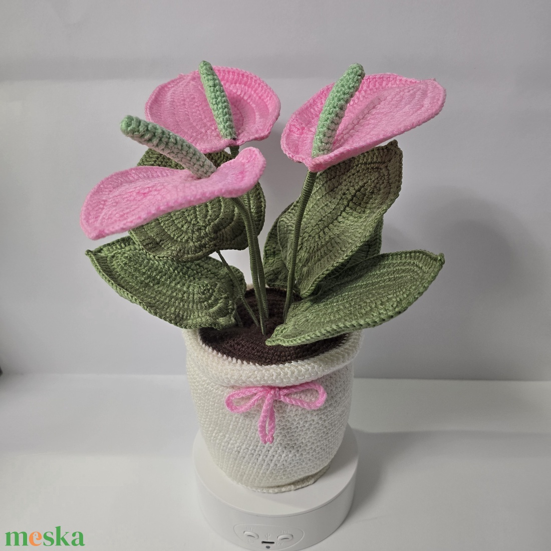 Horgolt flamingó virág kaspóban - otthon & életmód - virágdekoráció - virágdíszek - virágdísz kaspóban - Meska.hu