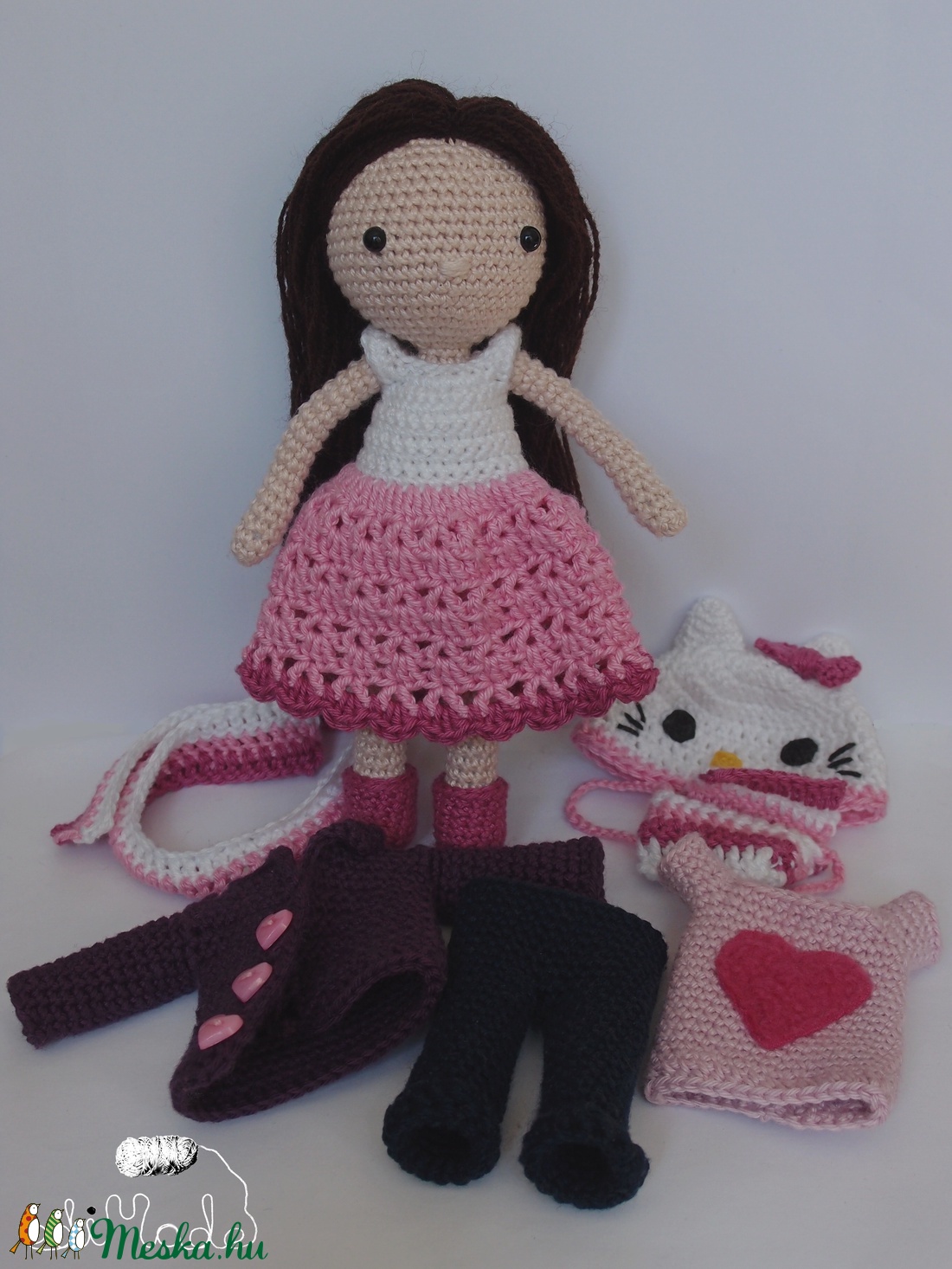 Hello Kitty sapkás, öltöztethető horgolt kislány baba - játék & sport - baba & babaház - öltöztethető baba - Meska.hu Hello Kitty sapkás, öltöztethető horgolt kislány baba - játék & sport - baba & babaház - öltöztethető baba - Meska.hu