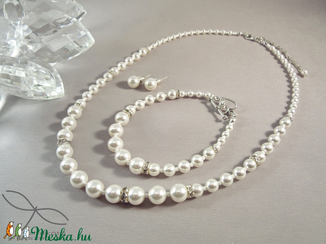 Egyszerű gyöngysor esküvőre Swarovski gyöngyből rondellákkal -  - Meska.hu