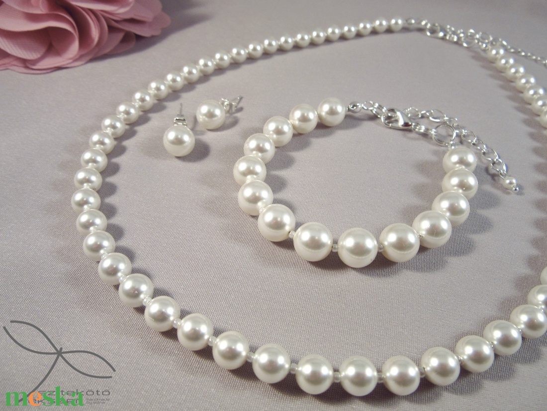 Egyszerű gyöngysor esküvőre Swarovski gyöngyből - esküvő - ékszer - ékszerszett - Meska.hu