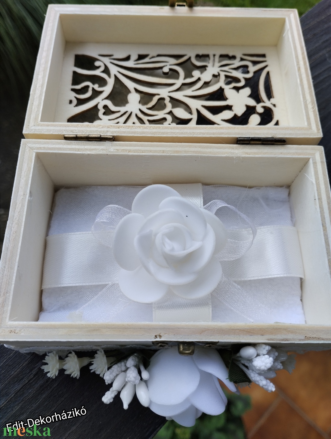 Gyűrűtartó kis fadoboz  - esküvő - kiegészítők - gyűrűtartó & gyűrűpárna - Meska.hu