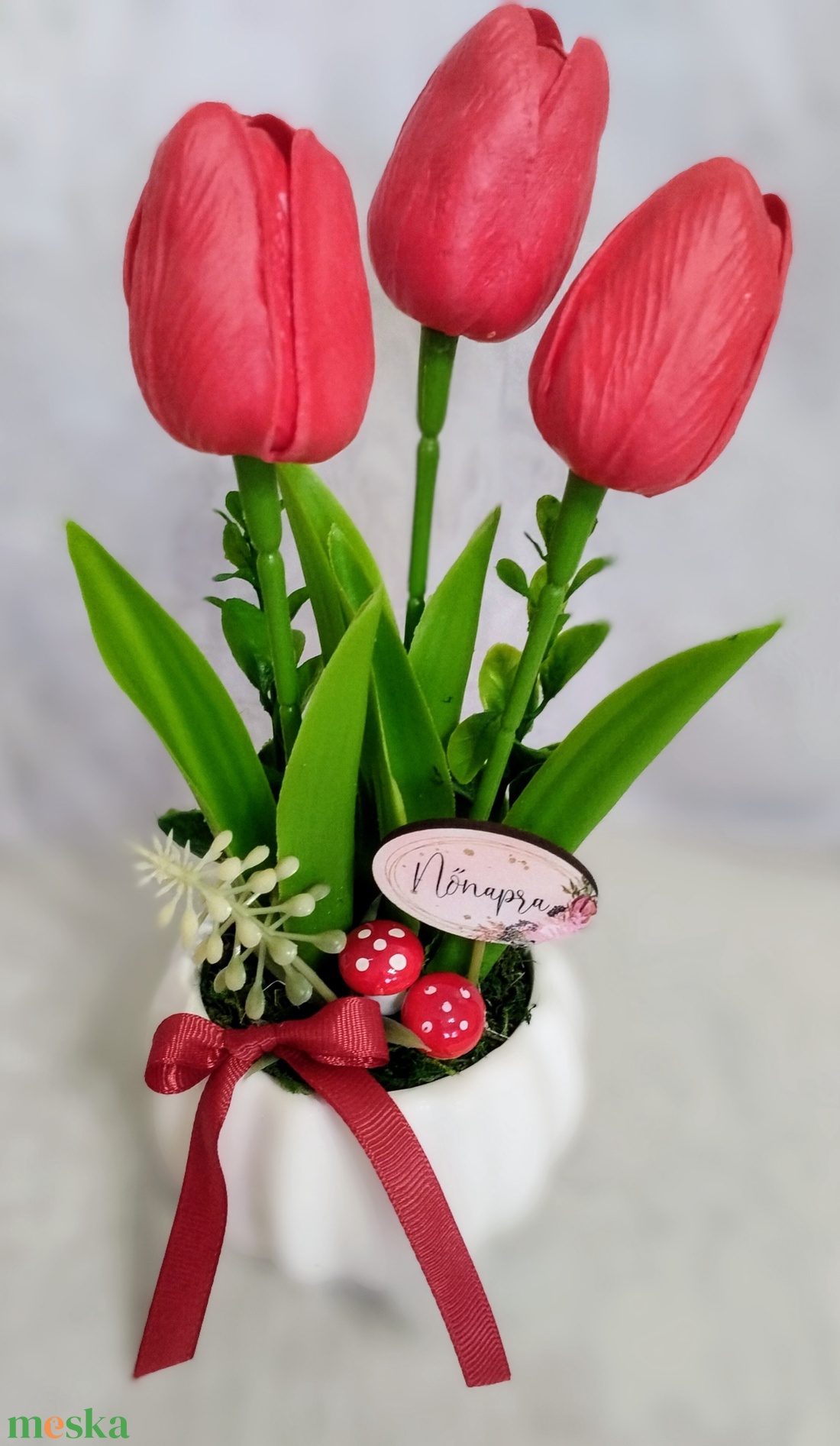 Fehér kis kaspós tulipános asztaldísz  - otthon & életmód - dekoráció - asztal és polc dekoráció - asztaldísz - Meska.hu