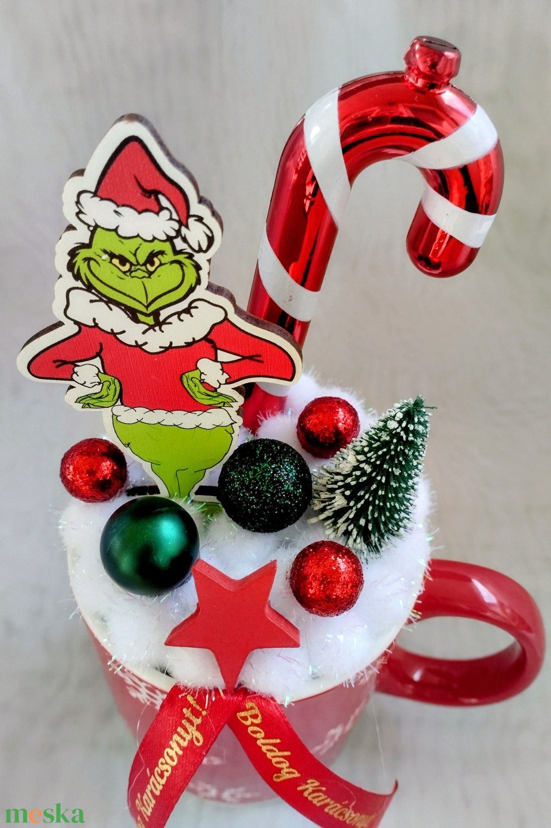 Grincses karácsonyi bögrés dísz  - karácsony - adventi díszek - adventi asztaldísz - Meska.hu
