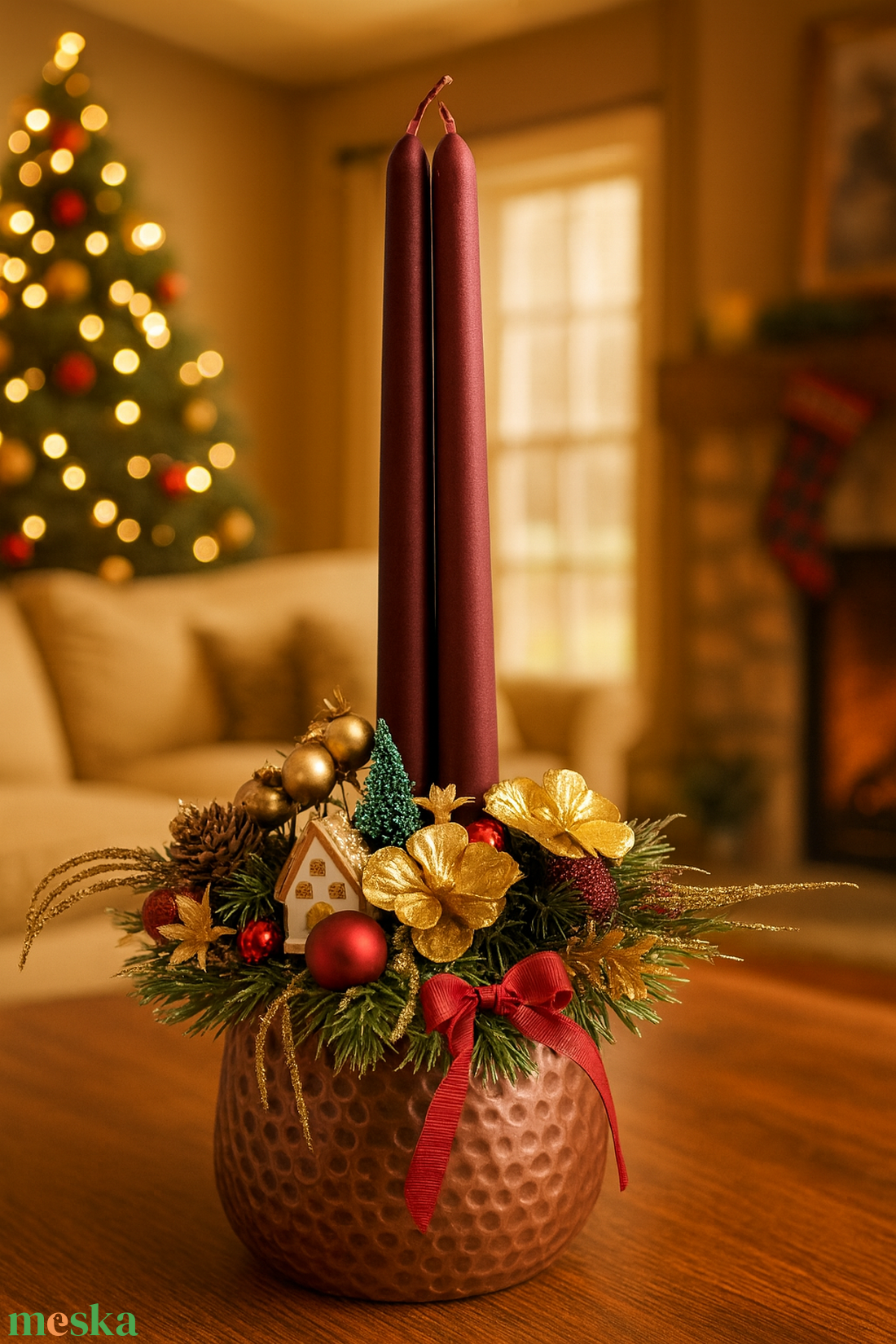Karácsonyi asztaldísz bordó gyertyákkal és arany ragyogással - karácsony - adventi díszek - adventi asztaldísz - Meska.hu