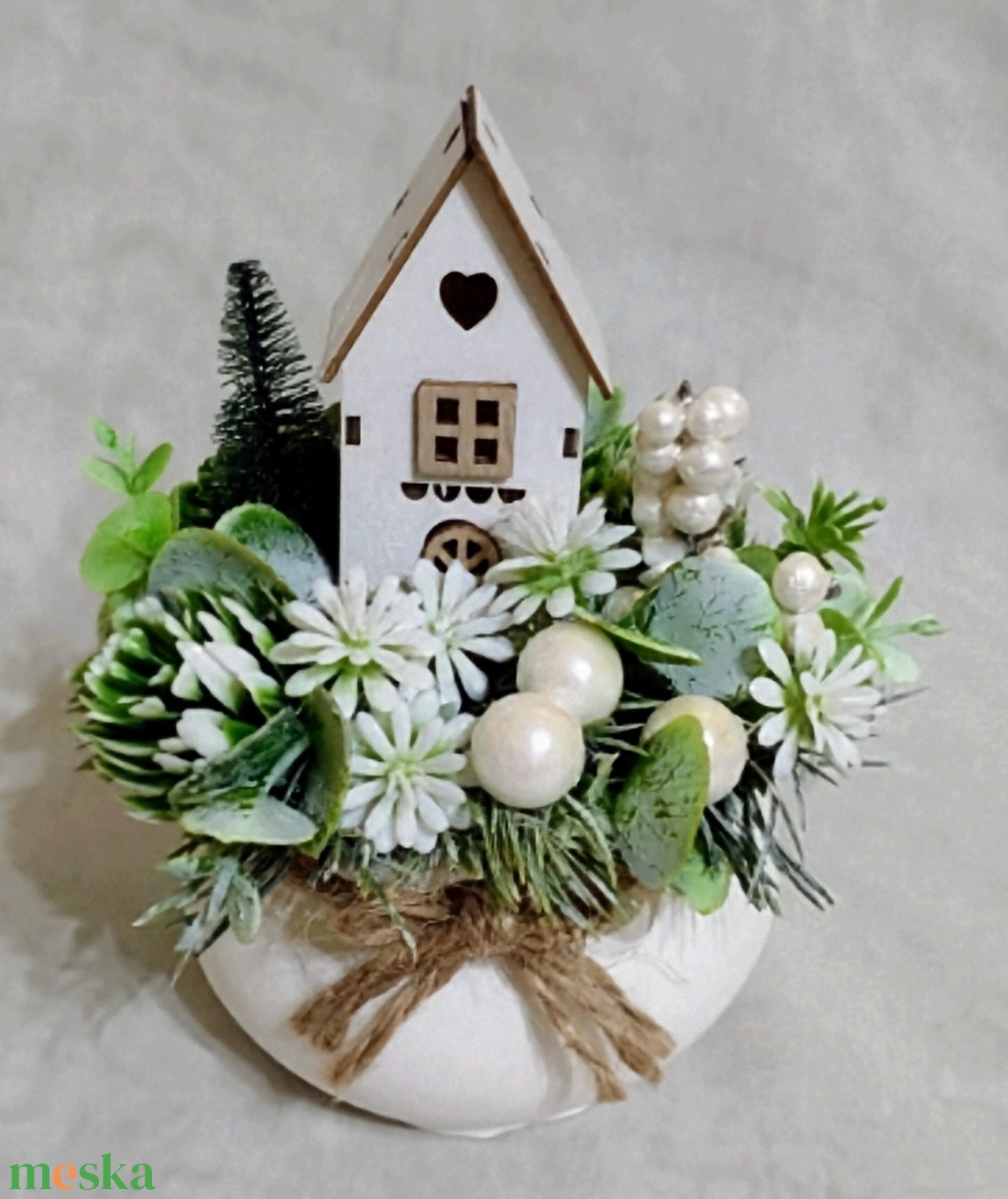 Téli asztaldísz kis faházikóval - otthon & életmód - dekoráció - asztal és polc dekoráció - asztaldísz - Meska.hu