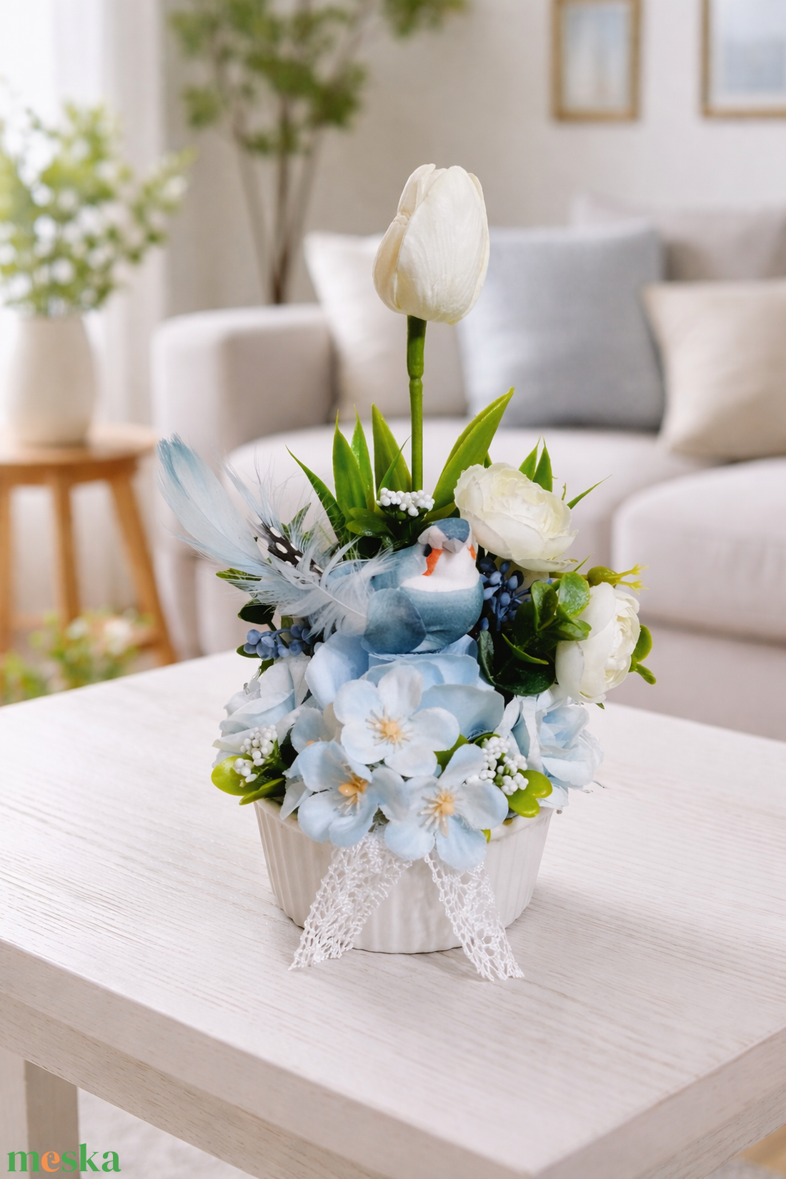 Fehér-halvány kék virágos madárkás dísz - otthon & életmód - dekoráció - virágdísz és tartó - virágdíszek - asztali virágdísz - Meska.hu