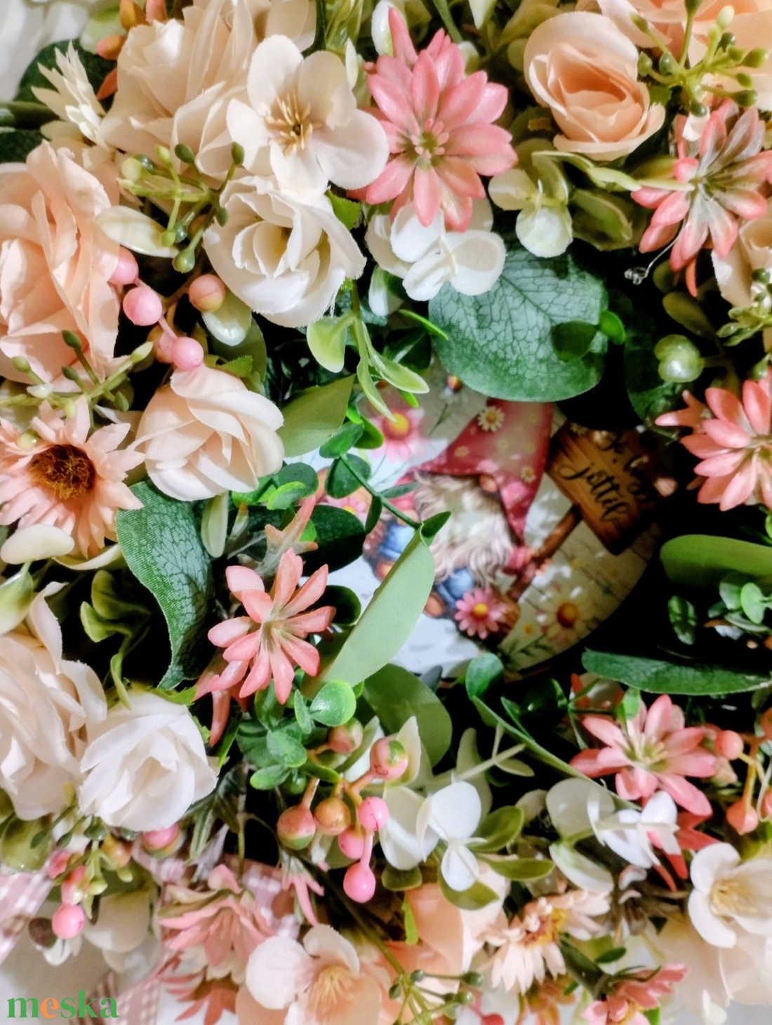 Csupa virágos tavaszi ajtódísz manós táblával - otthon & életmód - dekoráció - ajtó- és ablak dekoráció - ajtódísz & kopogtató - Meska.hu