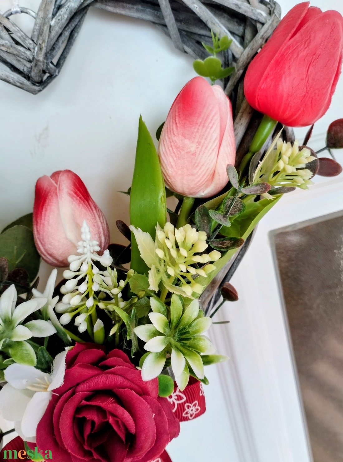 Szív alakú tulipános ajtódísz  - otthon & életmód - dekoráció - ajtó- és ablak dekoráció - ajtódísz & kopogtató - Meska.hu