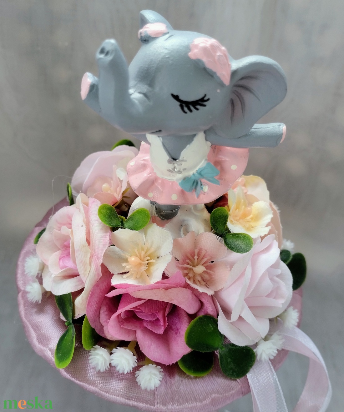 Ovis ballagási csokor elefántos balerinával  - otthon & életmód - virágdekoráció - virágok - virágcsokor - Meska.hu