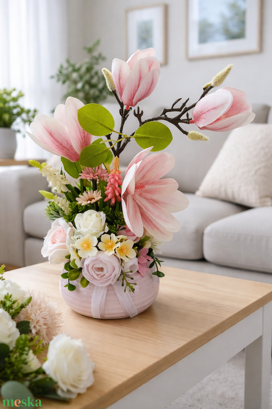 Tavaszi magnóliás asztaldísz  - otthon & életmód - dekoráció - asztal és polc dekoráció - asztaldísz - Meska.hu