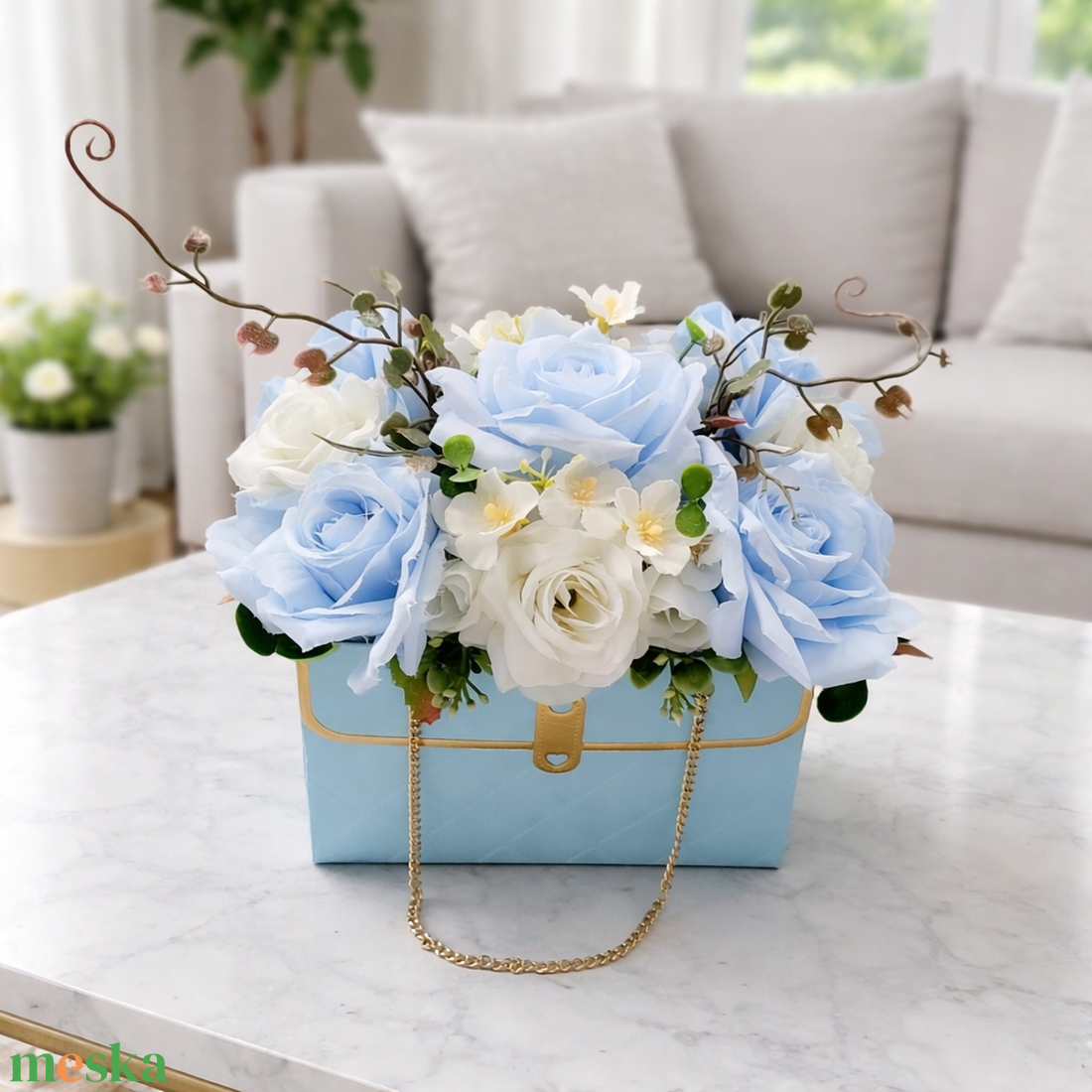 Kék-fehér táskadísz - otthon & életmód - virágdekoráció - virágok - virágbox - Meska.hu