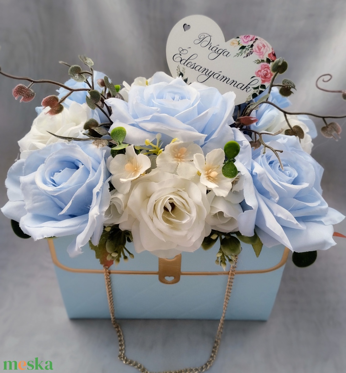 Kék-fehér táskadísz - otthon & életmód - virágdekoráció - virágok - virágbox - Meska.hu