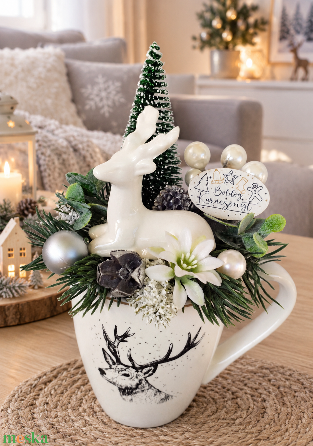 Karácsonyi bögrés fehér kerámia szarvasos dísz - karácsony - adventi díszek - adventi asztaldísz - Meska.hu