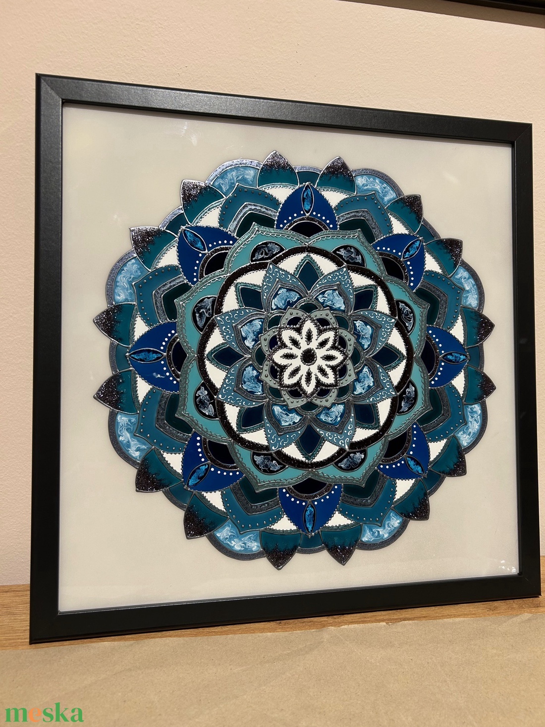 Kék színárnyalatok mandala. 40x40-es képkeretben, akasztóval. - otthon & életmód - dekoráció - spiritualitás - mandala - Meska.hu Kék színárnyalatok mandala. 40x40-es képkeretben, akasztóval. - otthon & életmód - dekoráció - spiritualitás - mandala - Meska.hu