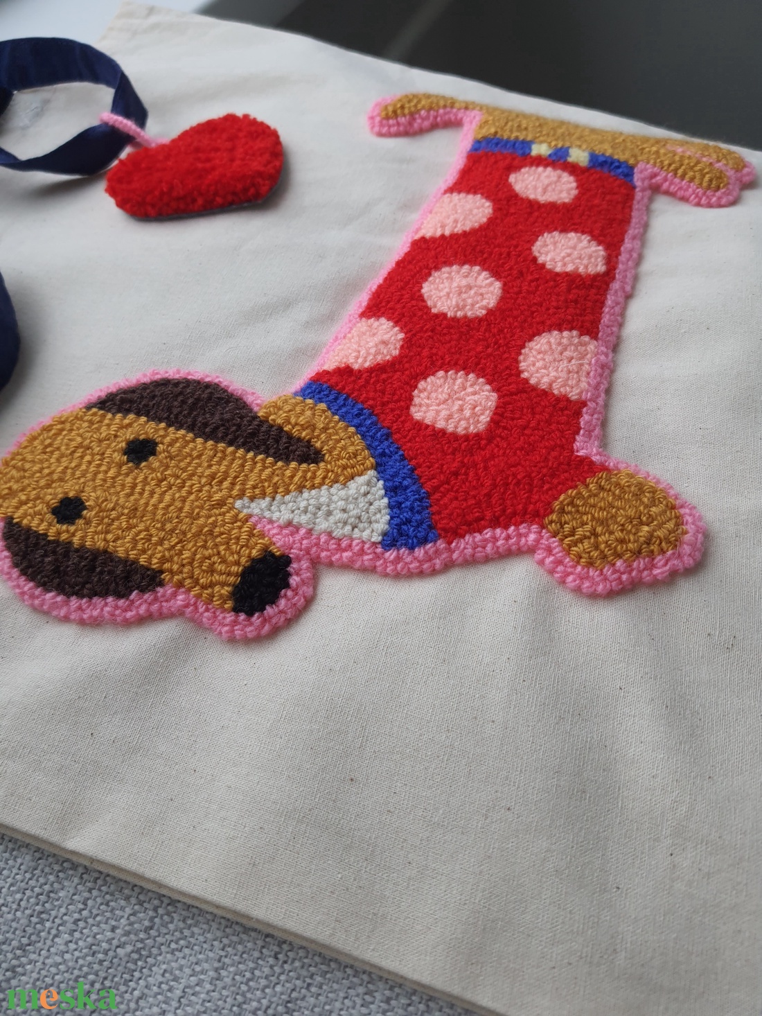 Tacskó mint�s V�szont�ska - Punch needle technik�val kézzel hímzett - táska & tok - bevásárlás & shopper táska - shopper, textiltáska, szatyor - Meska.hu