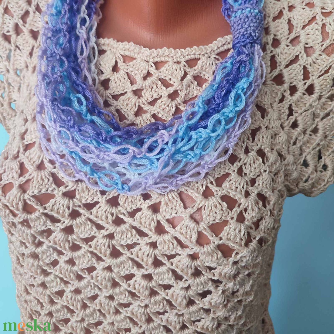 EDO Breeze � dekoratív, kézzel horgolt tavaszi körkendő, könnyű nyakmelegítő, tavaszi égbolt-sál - ruha & divat - sál, sapka, kendő - sál - Meska.hu
