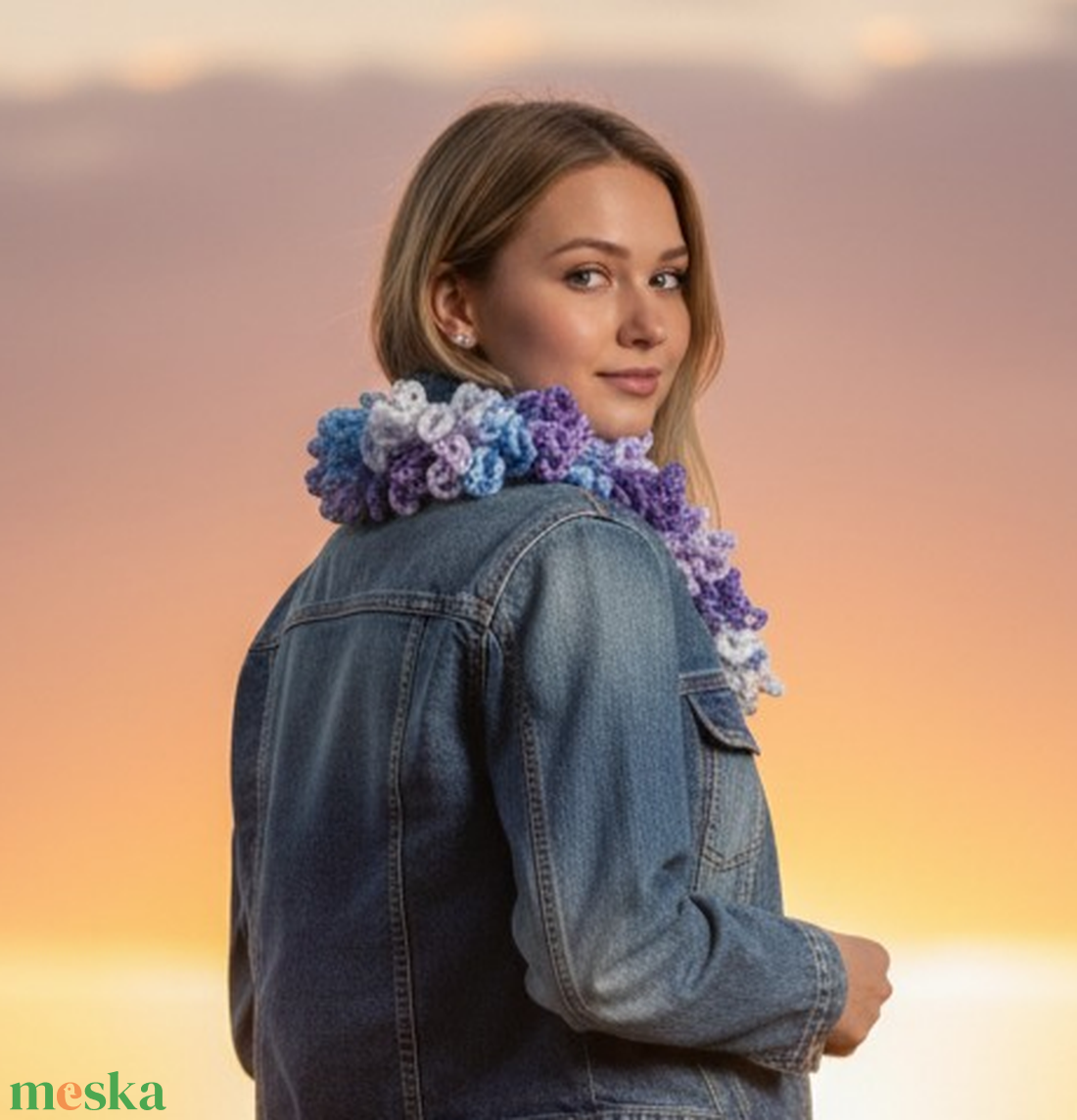 EDO Breeze � dekoratív, kézzel horgolt tavaszi körkendő, könnyű nyakmelegítő, tavaszi égbolt-sál - ruha & divat - sál, sapka, kendő - kendő - Meska.hu