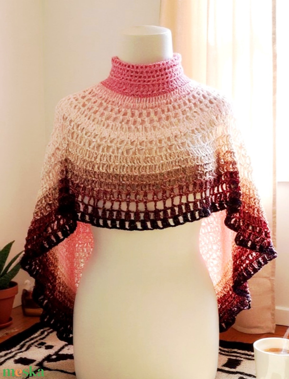 EDO mandala aszimmetrikus poncsó � 24 szirmos japán virág mintával - ruha & divat - női ruha - poncsó - Meska.hu